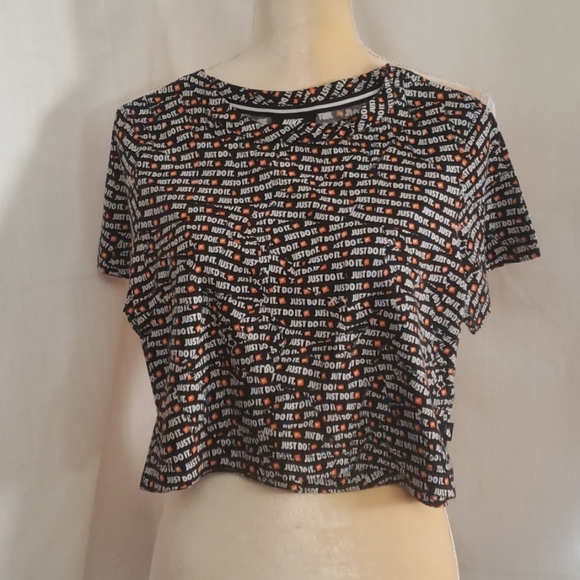Nike Tops - Nike- Just Do It Crop Top, sz. Small